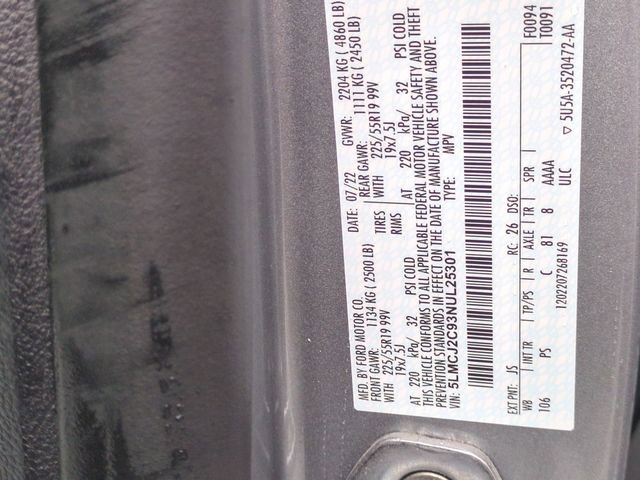 Used 2022 Lincoln Corsair Reserve w/ Luxury Package image 41