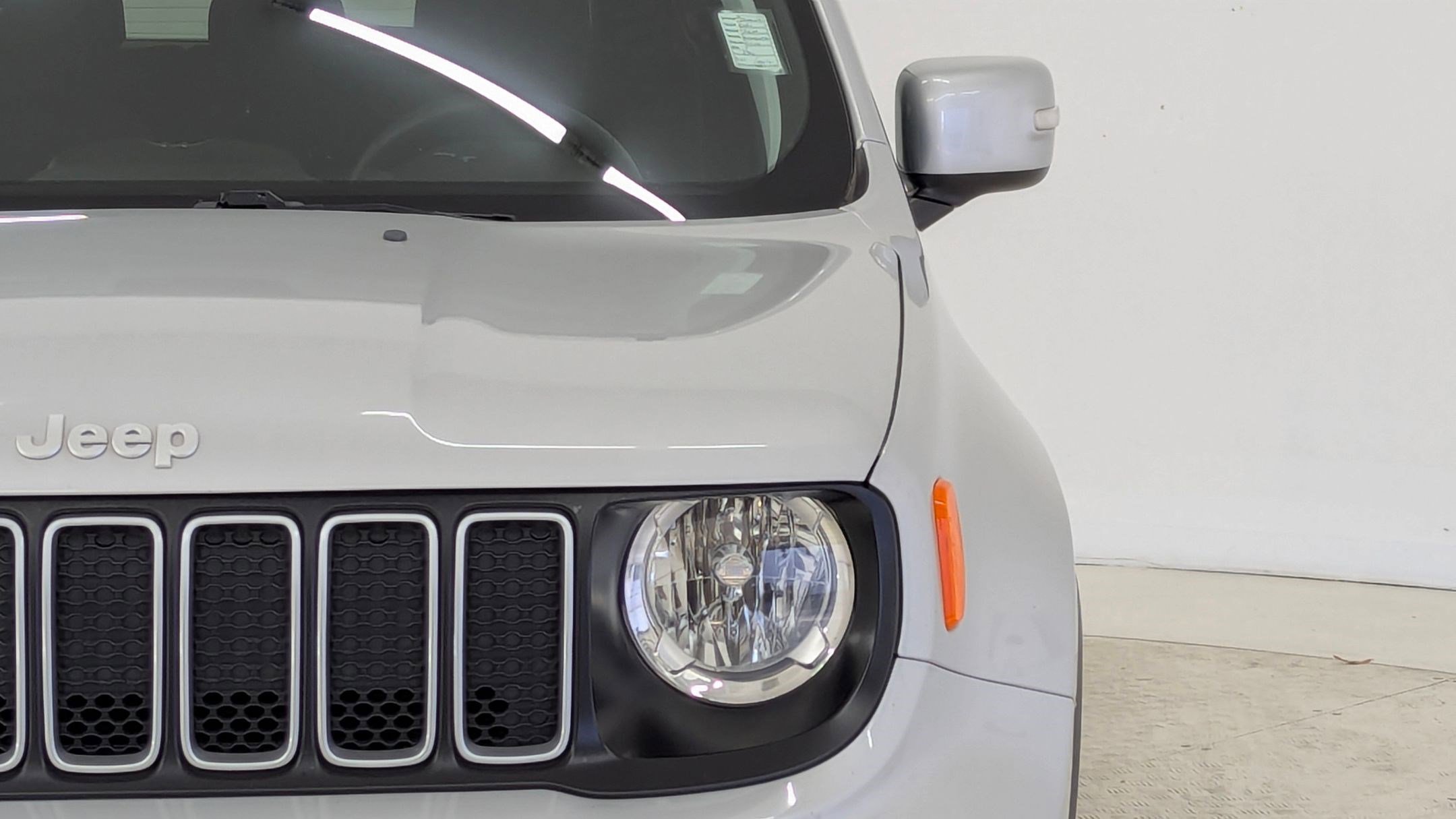 Used 2021 Jeep Renegade Latitude image 11