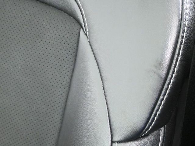 Used 2024 Jeep Grand Cherokee Altitude image 12