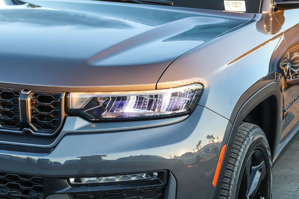 New 2026 Jeep Grand Cherokee Limited AWD/4WD image 5