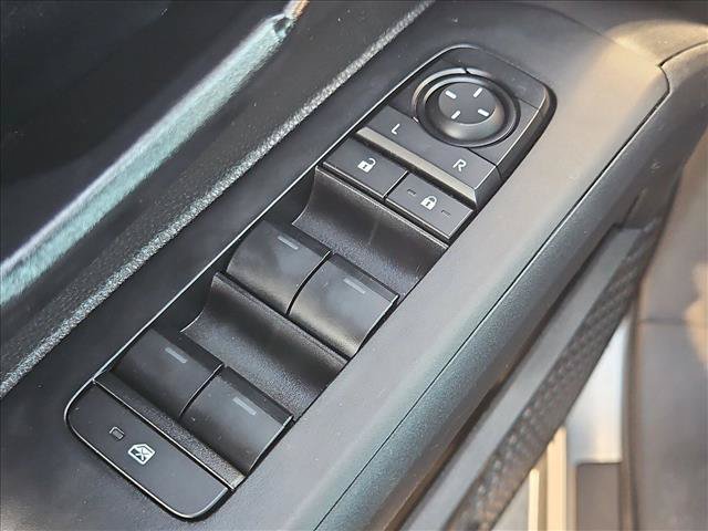 Used 2024 Toyota Tacoma SR5 AWD/4WD image 11
