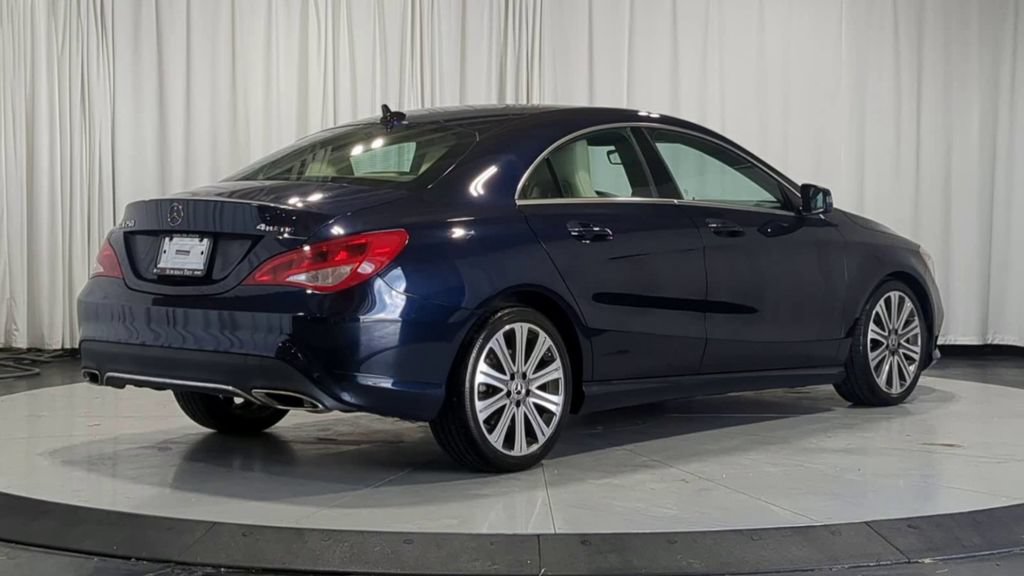 Used 2018 Mercedes-Benz CLA 250 4MATIC image 9