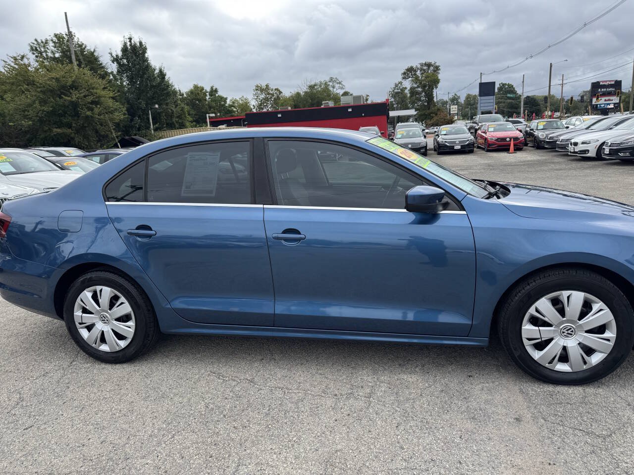 Used 2017 Volkswagen Jetta S FWD image 5