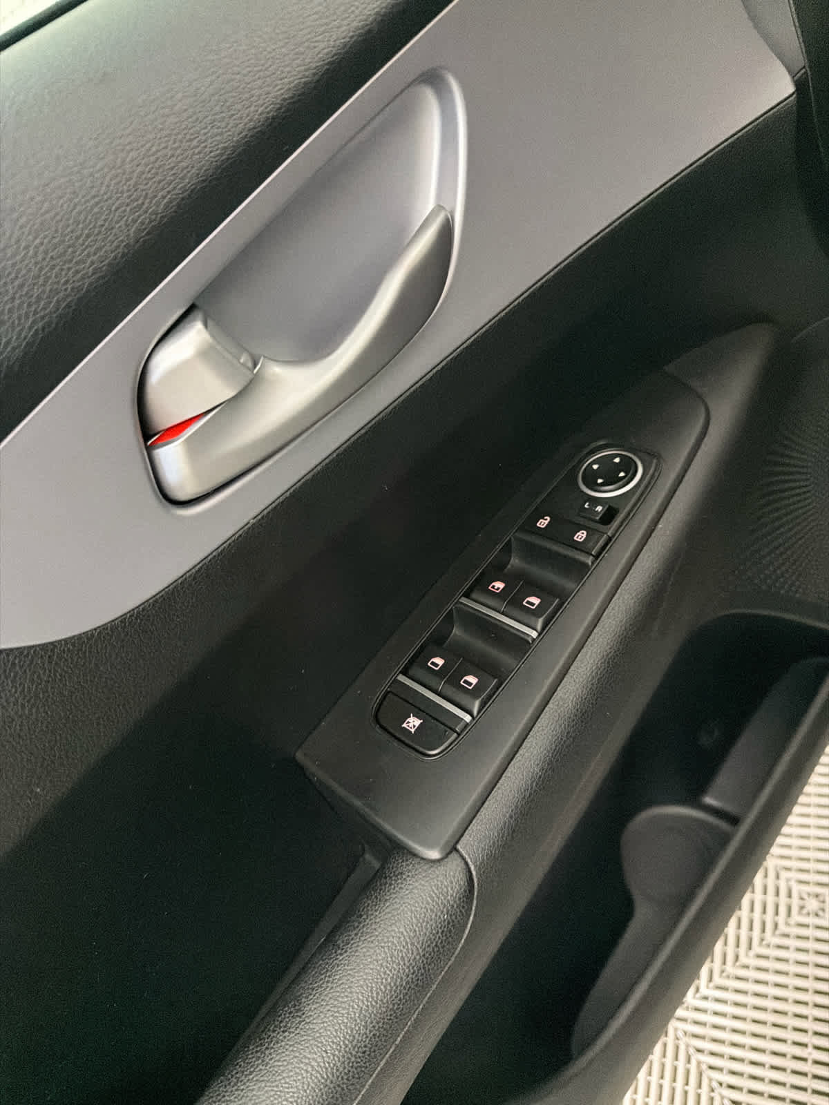 Used 2024 Kia Forte LX image 23