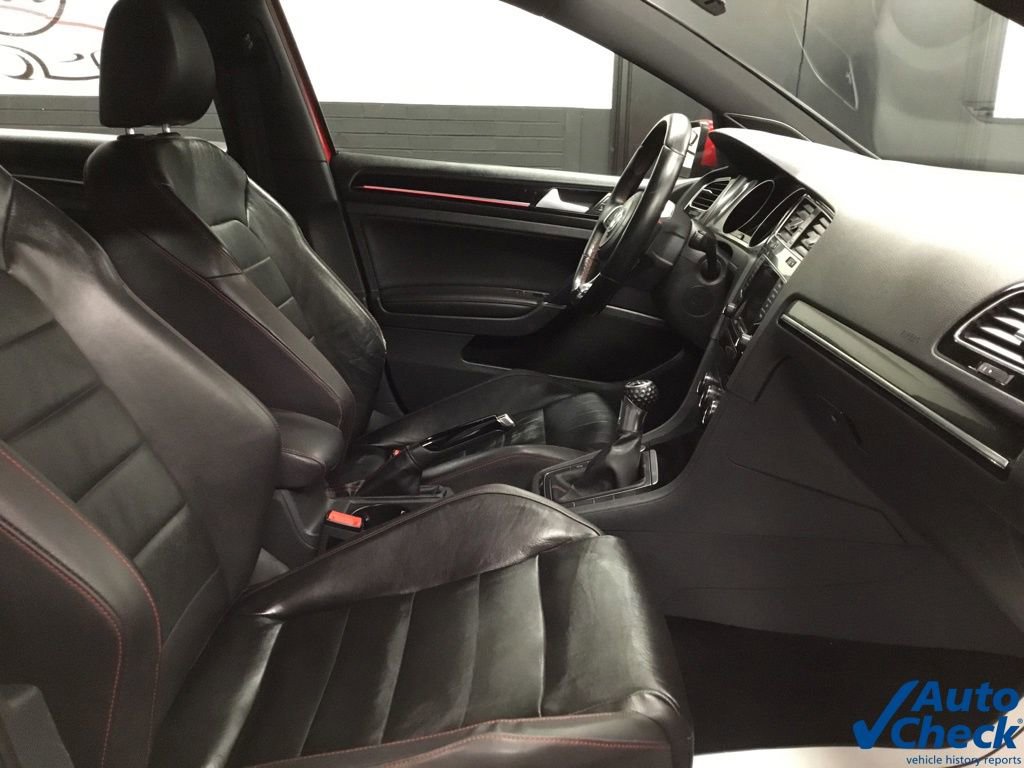 Used 2015 Volkswagen GTI SE w/ Lighting Package (SEL) FWD image 35