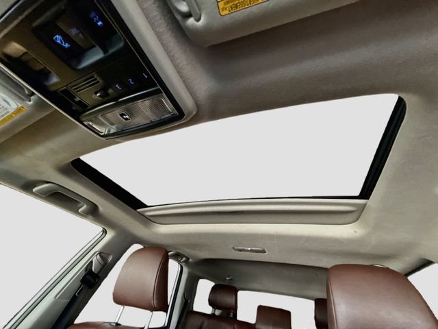 Used 2023 Toyota 4Runner Limited AWD/4WD image 34