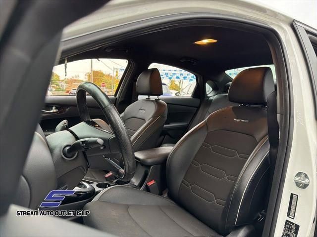 Used 2020 Kia Forte GT-Line image 24