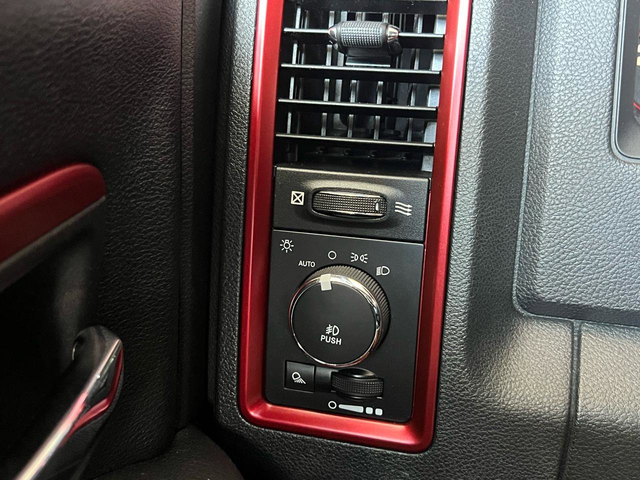 Used 2016 RAM 1500 Rebel AWD/4WD image 46