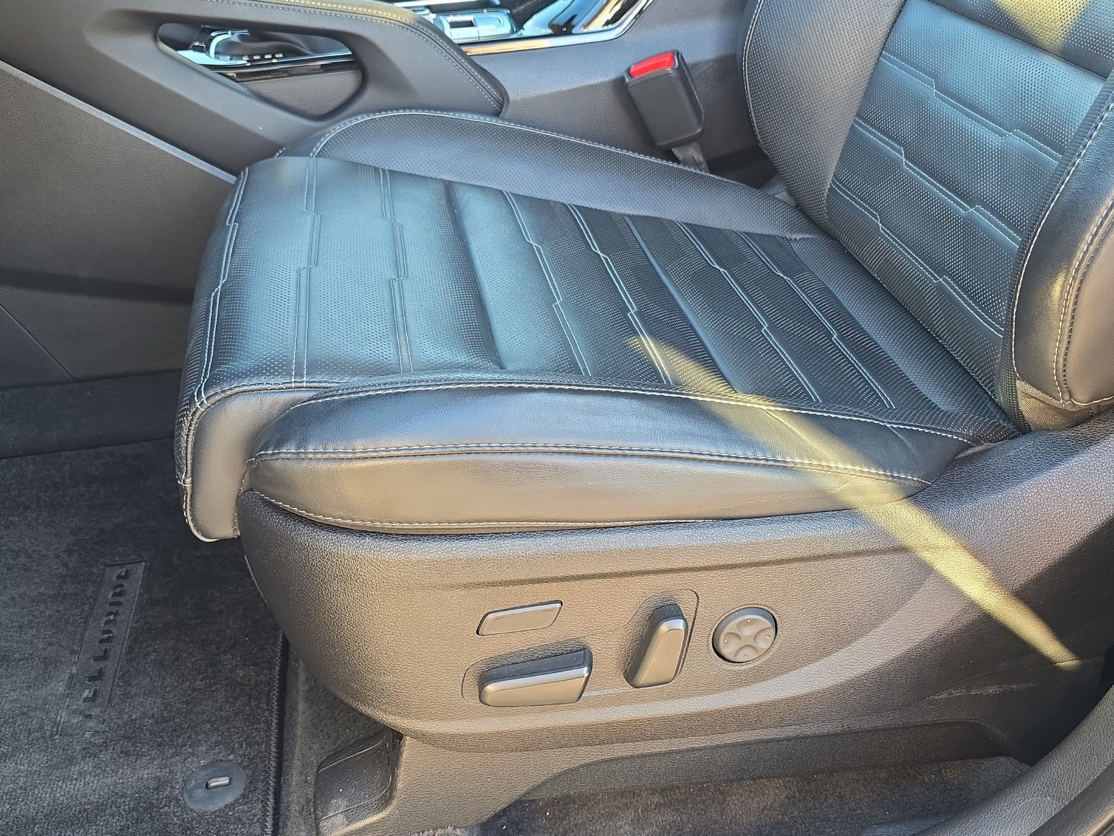 Used 2024 Kia Telluride SX Prestige AWD/4WD image 26