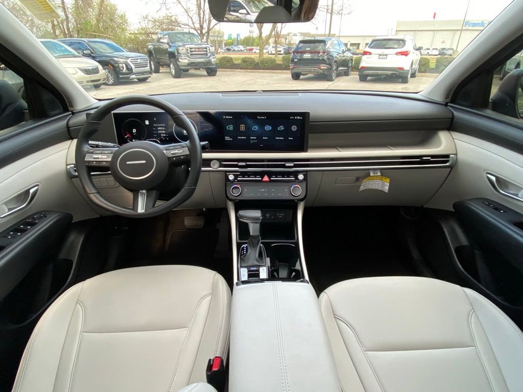 Used 2026 Hyundai Tucson SEL FWD image 29