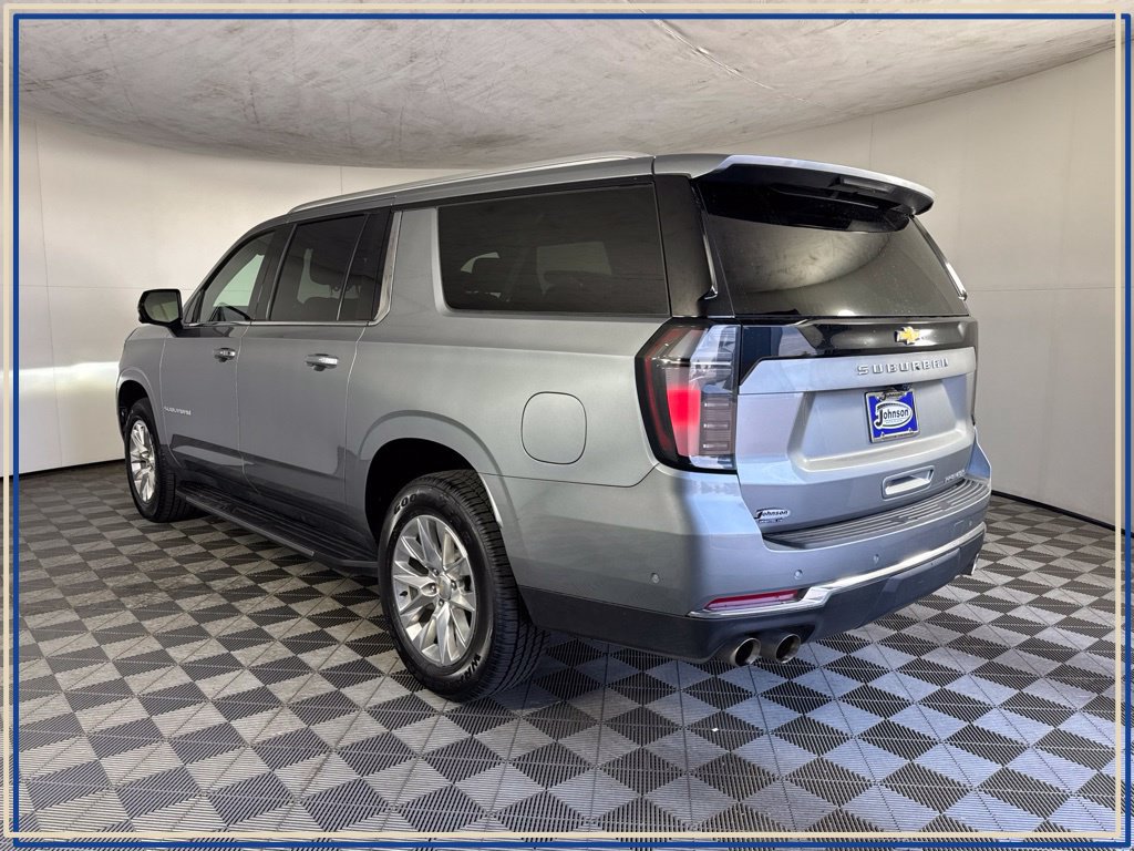 Certified 2025 Chevrolet Suburban Premier AWD/4WD image 8