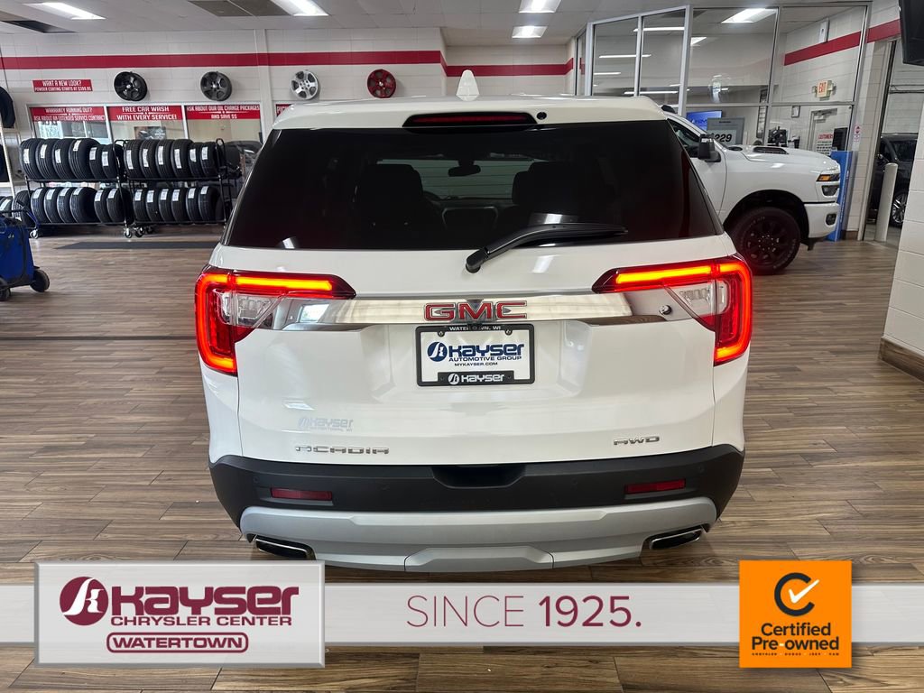 Used 2022 GMC Acadia SLE w/ LPO, Floor Liner Package AWD/4WD image 4