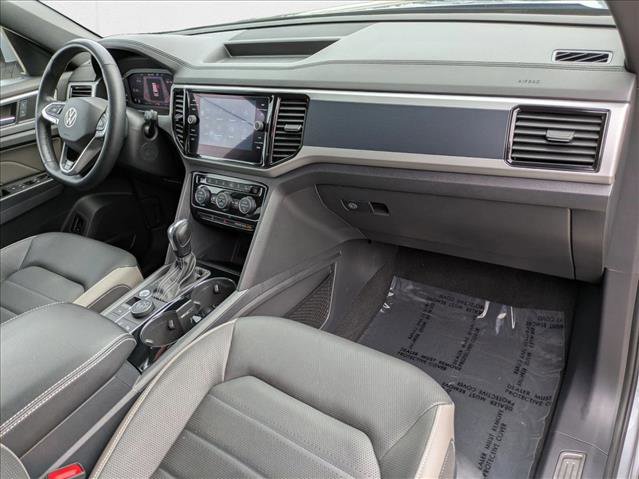 Used 2021 Volkswagen Atlas Cross Sport SEL Premium image 23