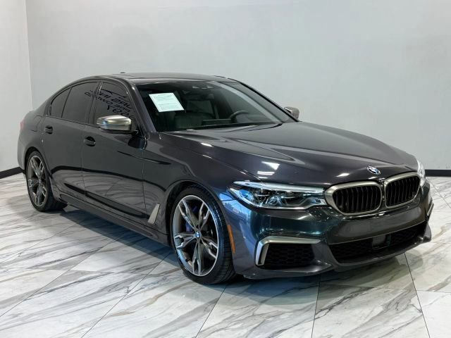 Used 2019 BMW M550i xDrive w/ Dynamic Handling Package image 4