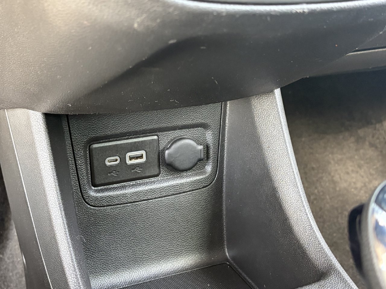 Used 2021 Chevrolet Spark LT FWD image 33