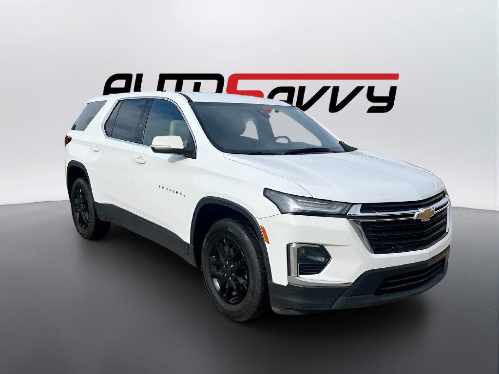 Used 2023 Chevrolet Traverse LS w/ Safety Package FWD image 1