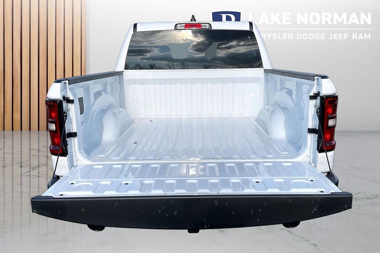 New 2026 RAM 1500 Tradesman w/ Trailer Tow Group AWD/4WD image 24