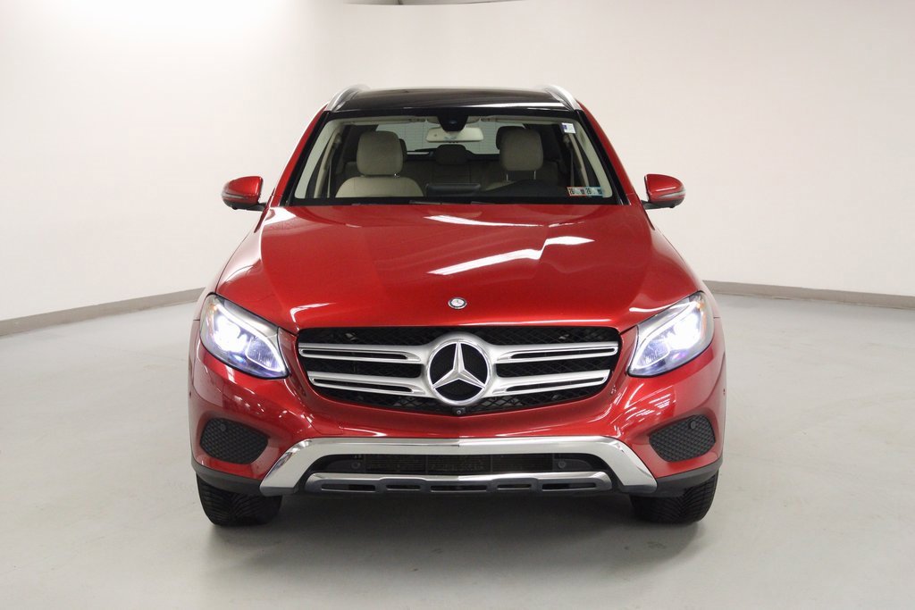 Used 2017 Mercedes-Benz GLC 300 4MATIC image 3