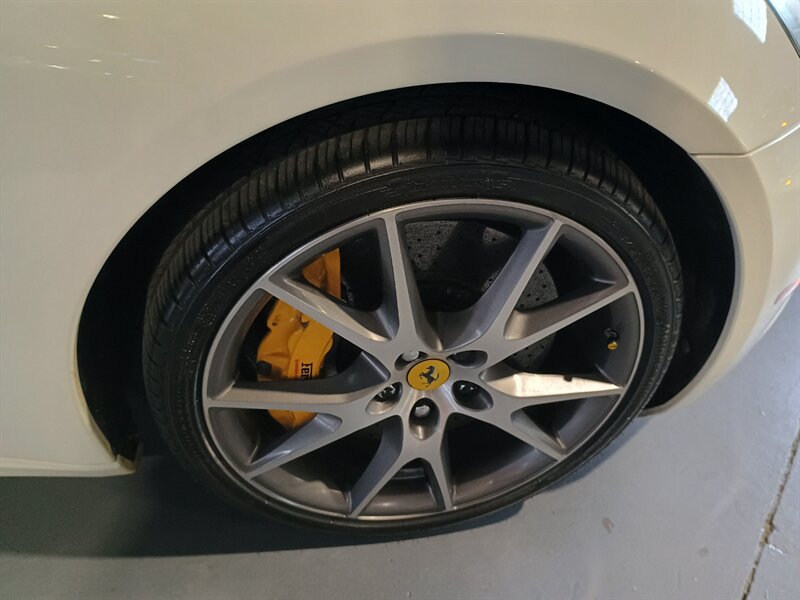 Used 2011 Ferrari California RWD image 57