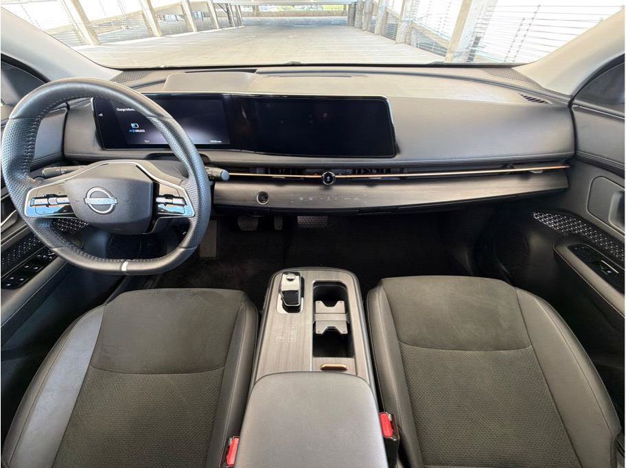 Used 2024 Nissan Ariya AWD image 16