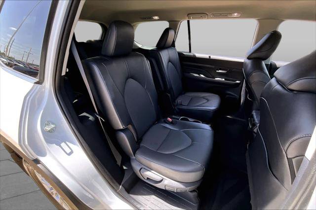 Certified 2024 Toyota Grand Highlander XLE FWD image 21