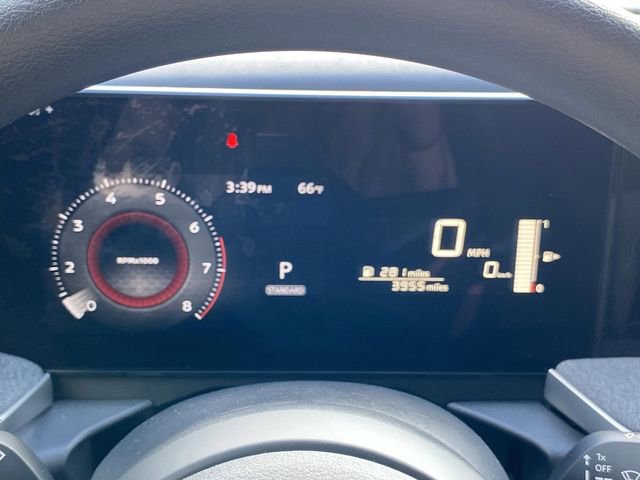 Used 2025 Nissan Kicks SV w/ Charging Package image 15