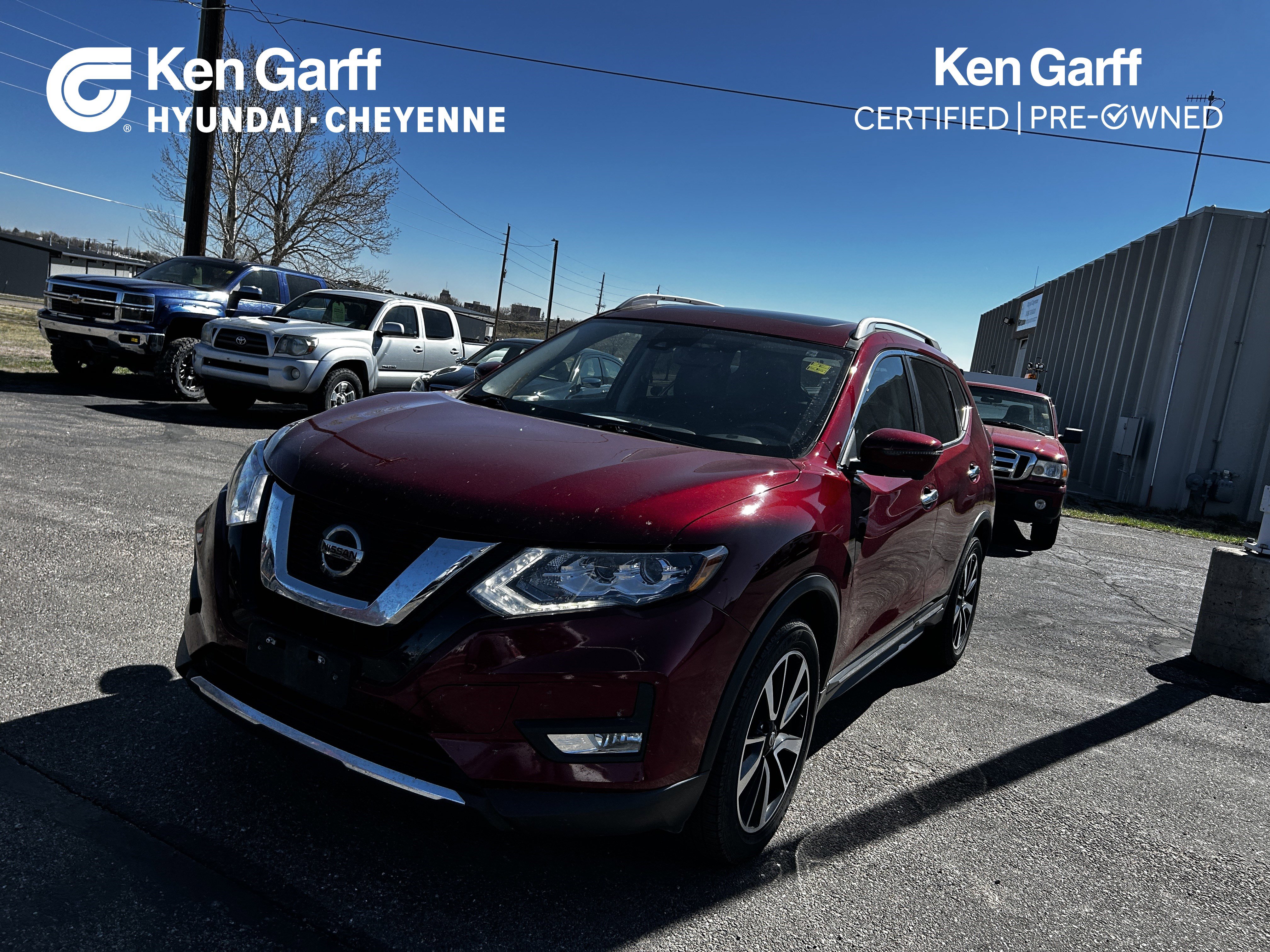 Used 2020 Nissan Rogue SL w/ Premium Package image 1