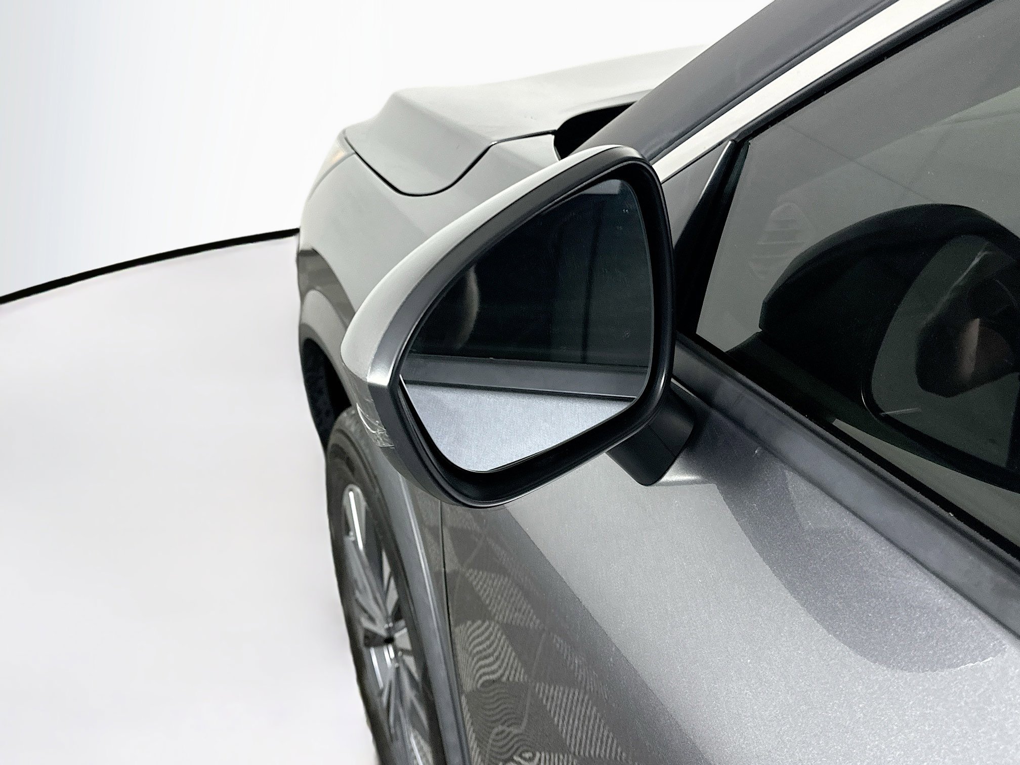 Used 2023 Nissan Rogue SV FWD image 16