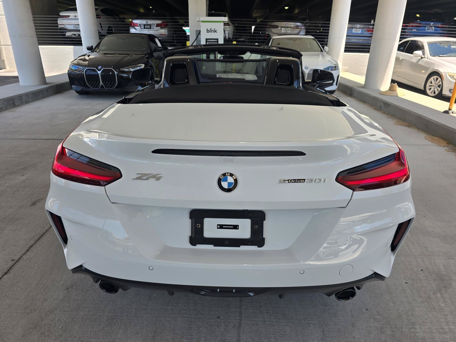 New 2026 BMW Z4 sDrive30i w/ Premium Package RWD image 4