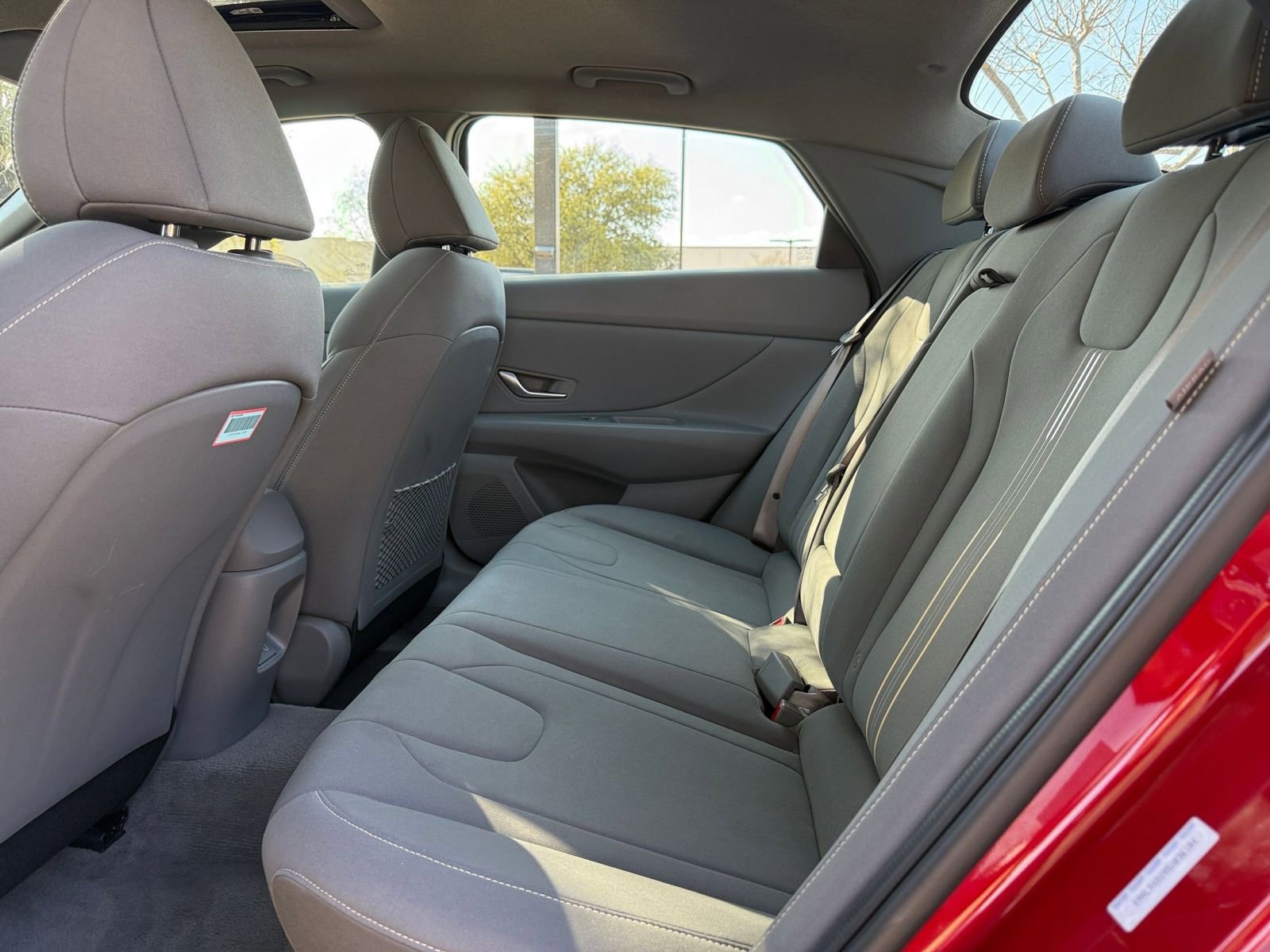 Used 2025 Hyundai Elantra SEL image 27