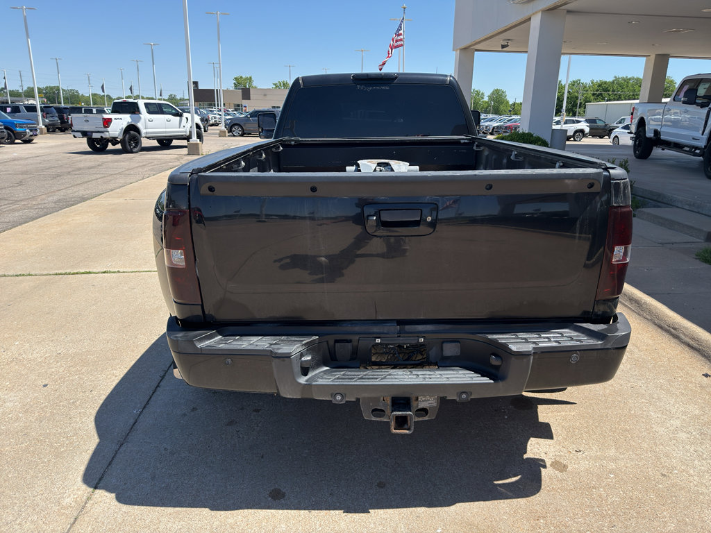 Used 2012 Chevrolet Silverado 3500 LT w/ Interior Plus Package AWD/4WD image 6