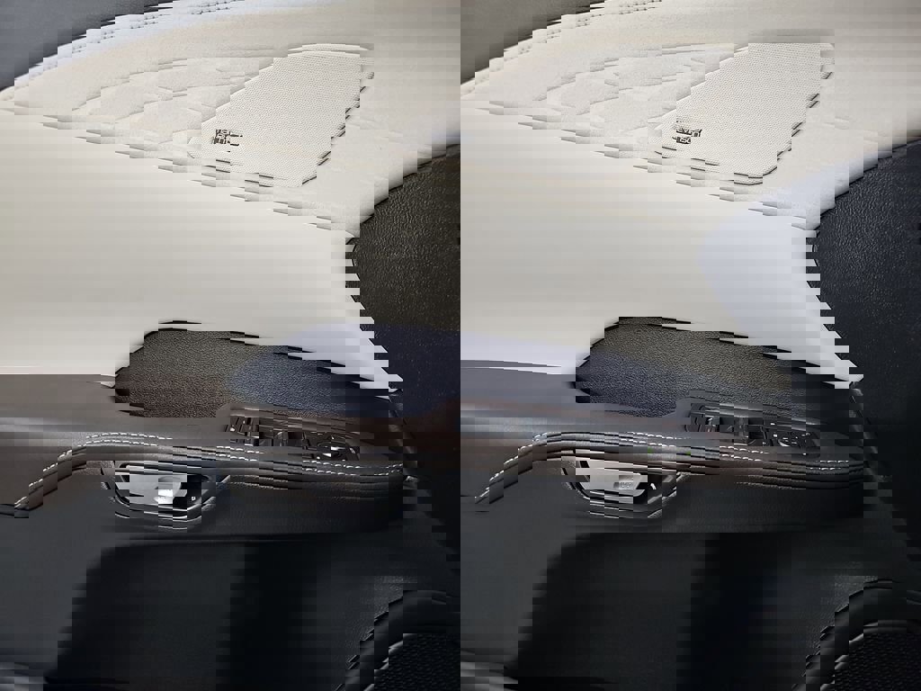 New 2026 Lexus RX 450h AWD image 27