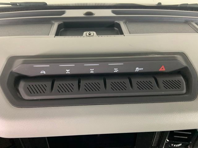 Used 2023 Ford Bronco Badlands w/ Sasquatch Package AWD/4WD image 23