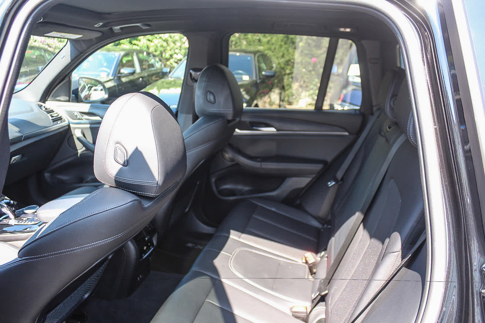 Used 2023 BMW X3 xDrive30i w/ Premium Package w/ZPA AWD/4WD image 17