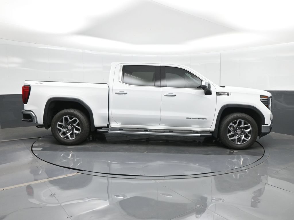 Used 2024 GMC Sierra 1500 SLT w/ SLT Premium Plus Package AWD/4WD image 10