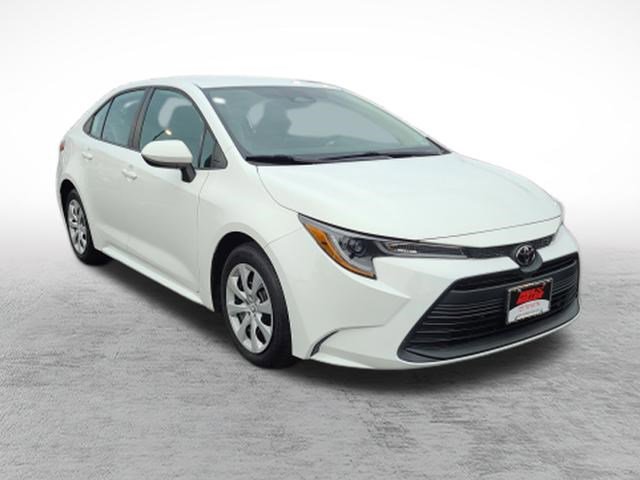 Certified 2023 Toyota Corolla LE FWD image 3