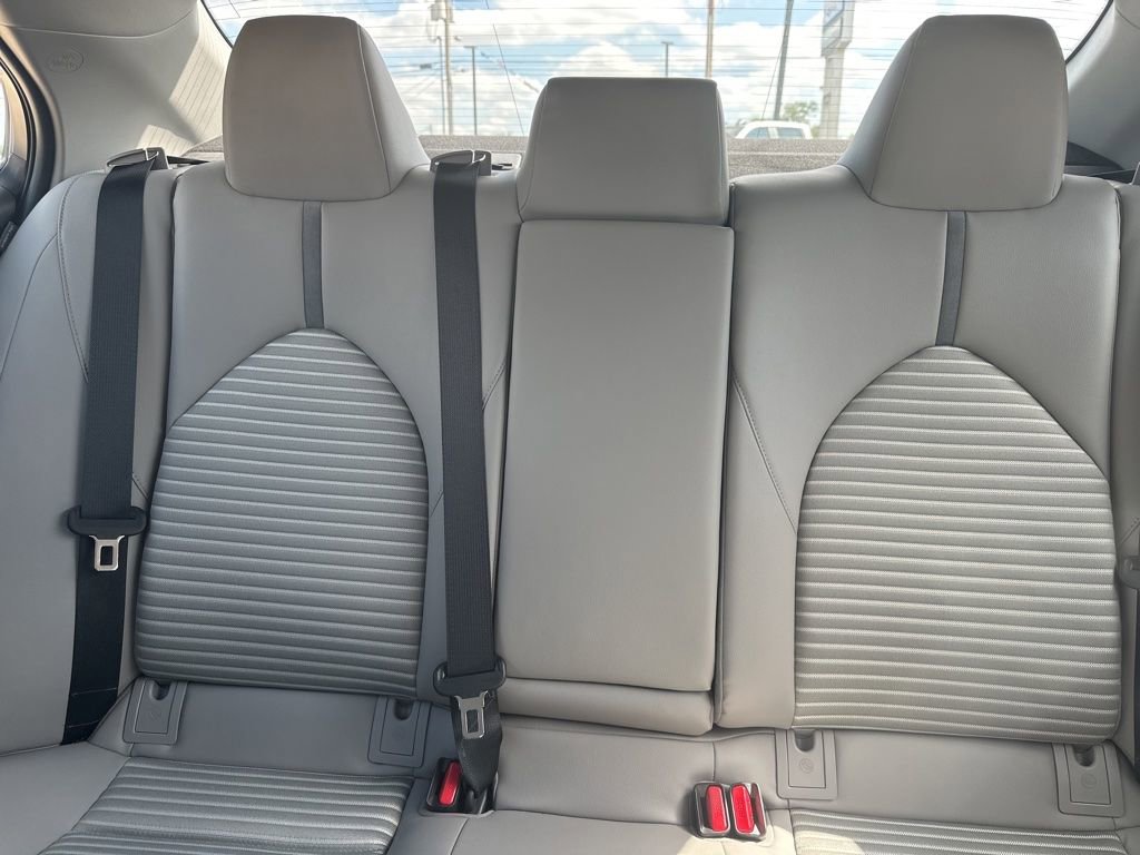 Used 2018 Toyota Camry SE FWD image 20