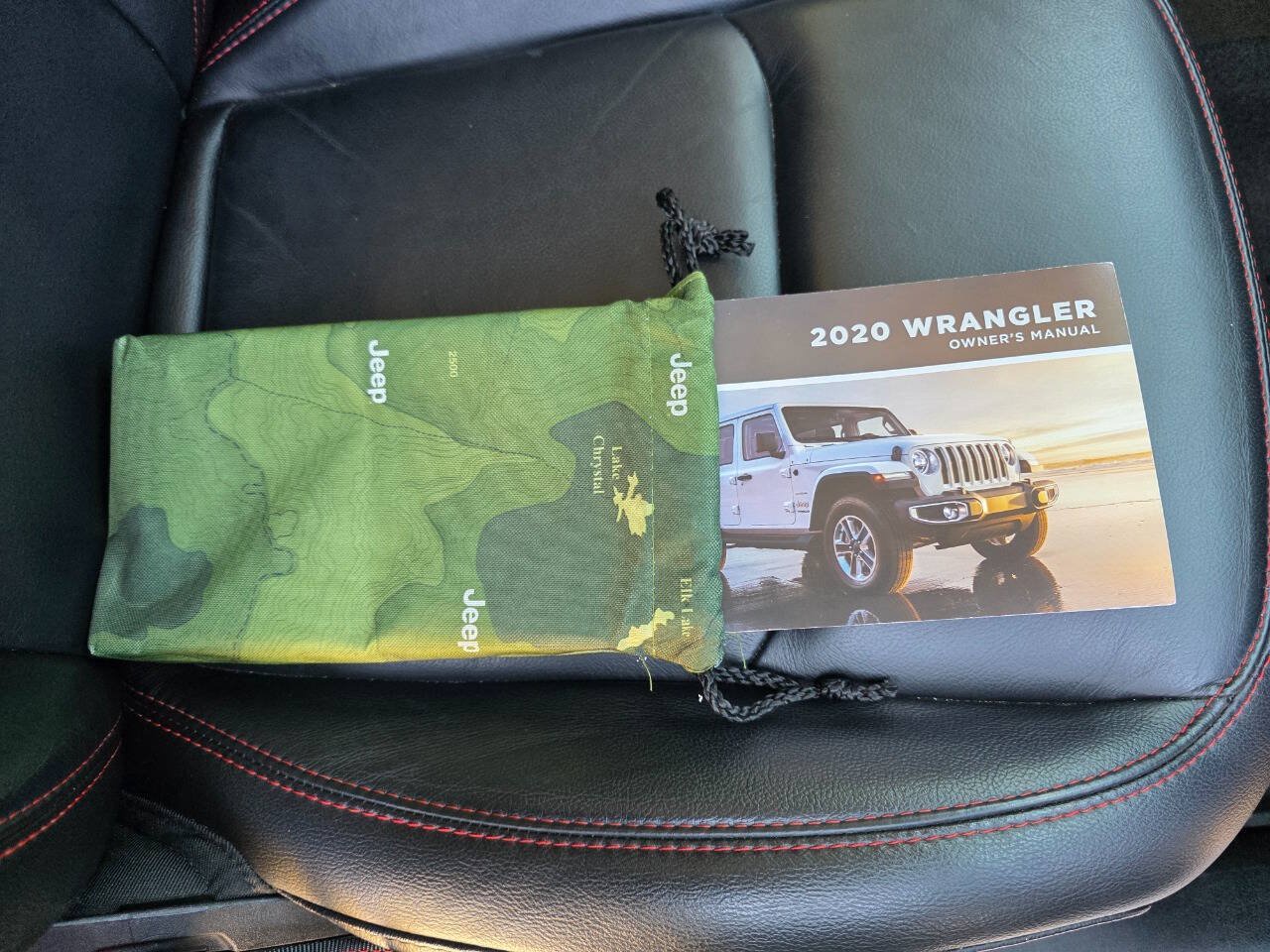 Used 2020 Jeep Wrangler Unlimited Rubicon w/ Quick Order Package 28Y Recon AWD/4WD image 39
