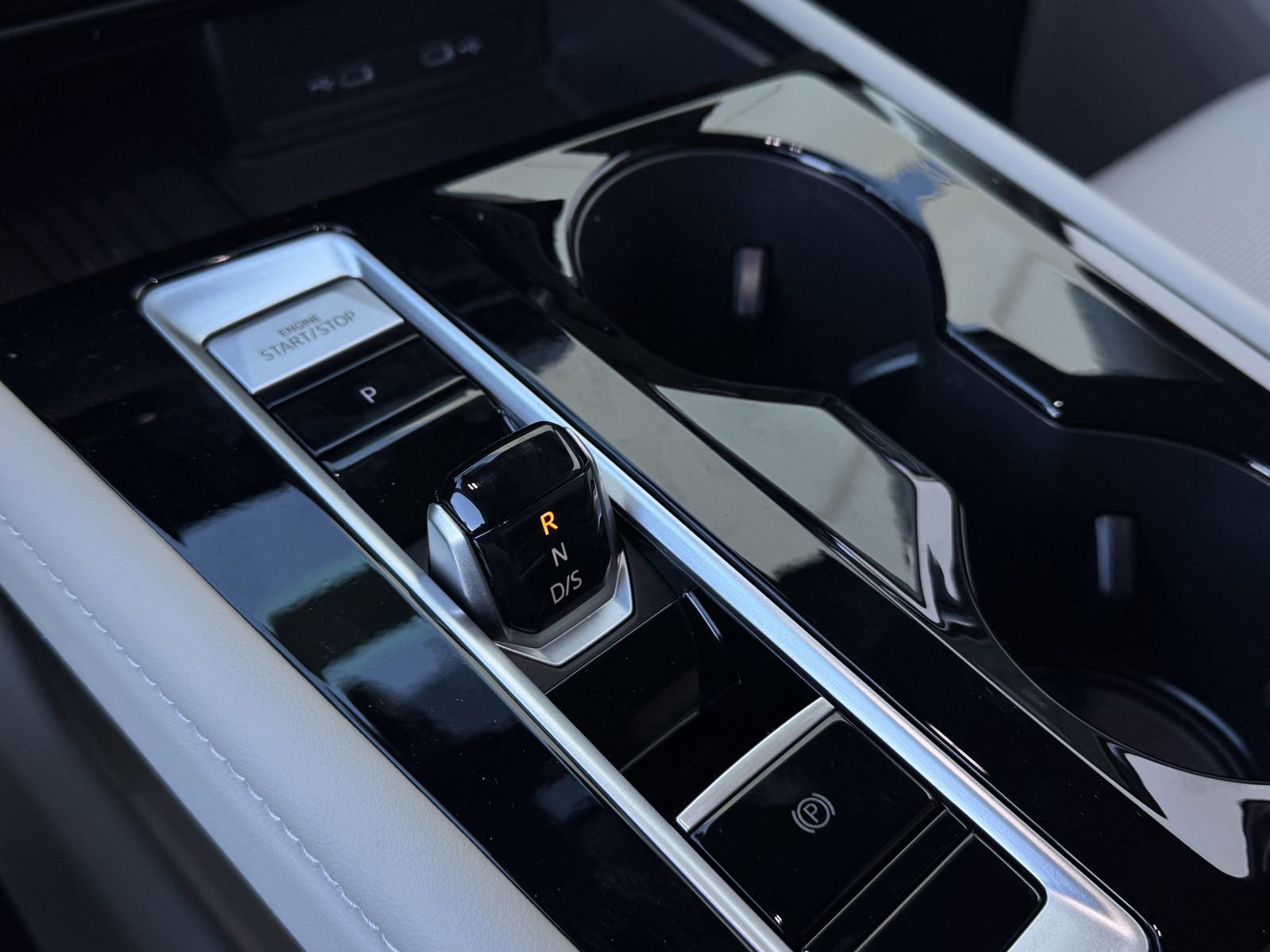 New 2026 Volkswagen Atlas SEL Premium R-Line image 19