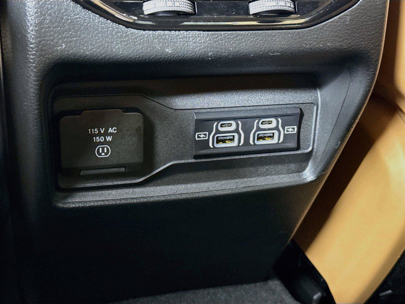 Used 2025 Jeep Grand Cherokee Summit AWD/4WD image 41