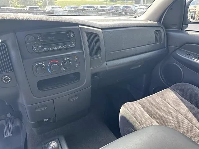 Used 2005 Dodge Ram 1500 Truck SLT AWD/4WD image 12