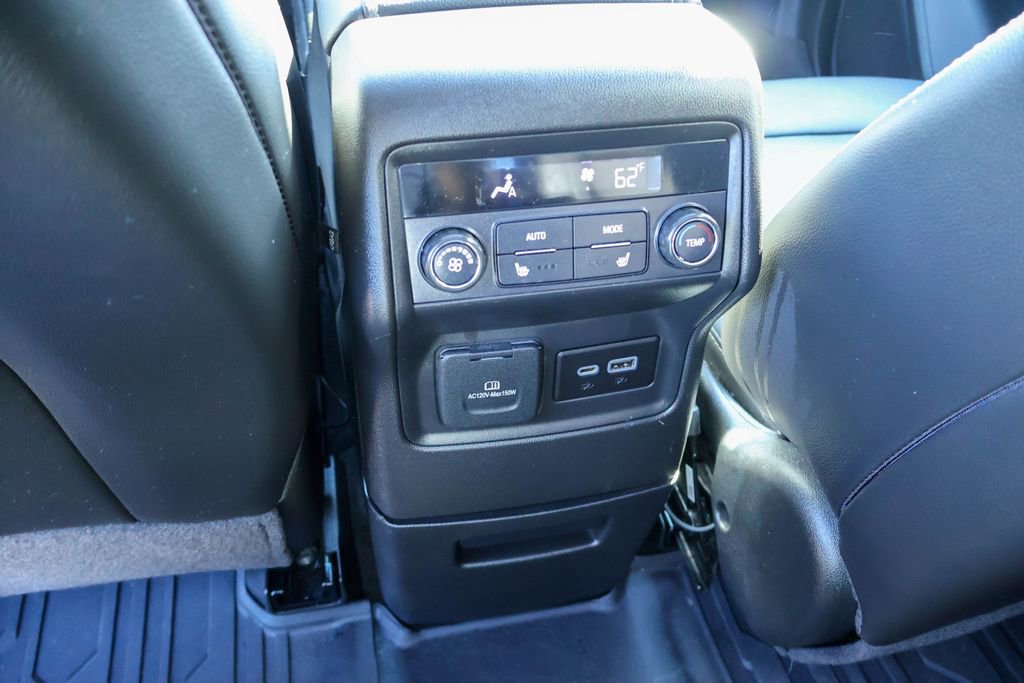 Used 2023 GMC Acadia SLT w/ Preferred Package image 20