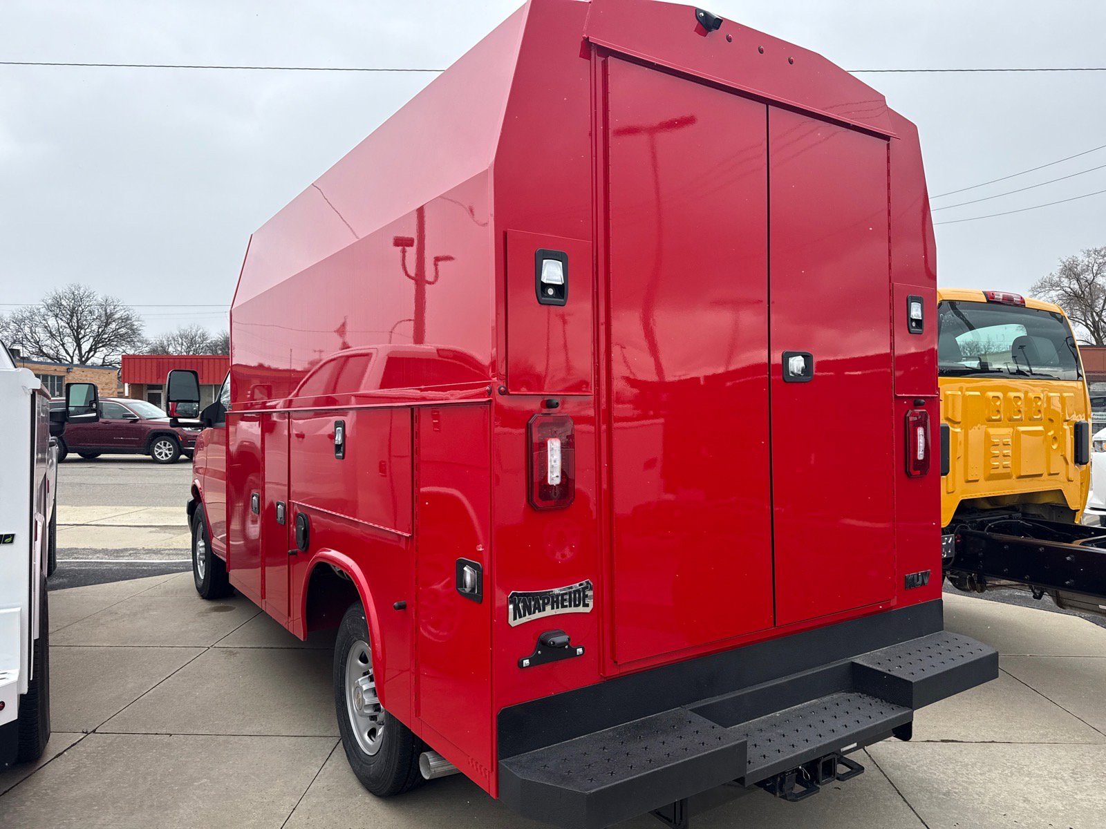 New 2026 Chevrolet Express 3500 w/ Power Convenience Package RWD image 6