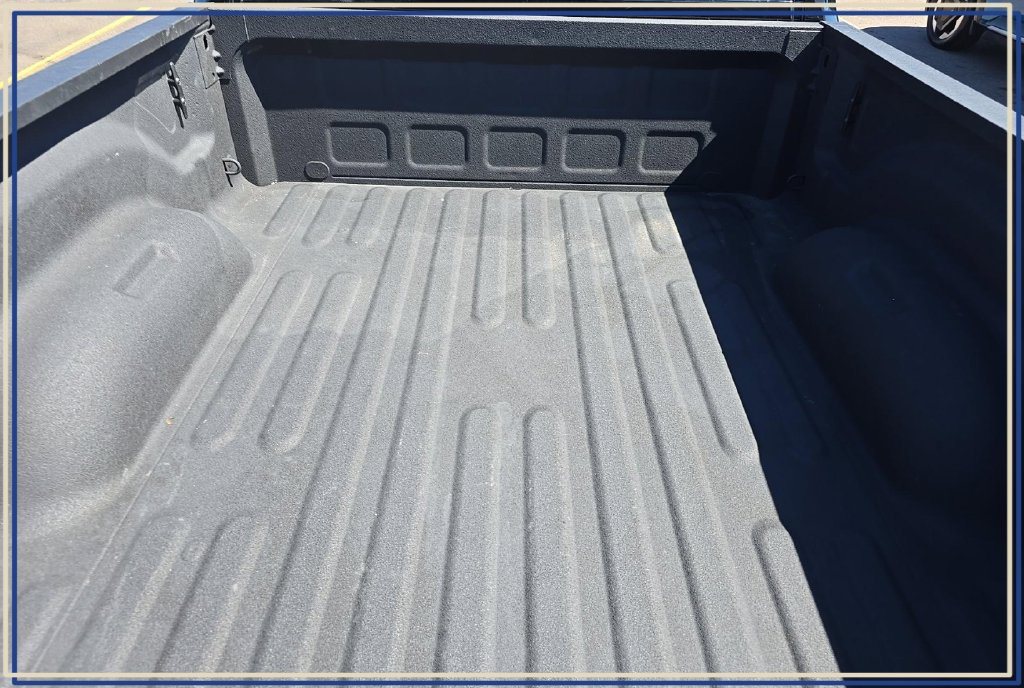 Used 2026 RAM 2500 Big Horn AWD/4WD image 7