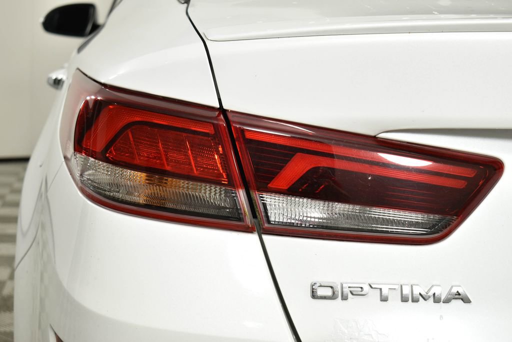Used 2020 Kia Optima S image 22