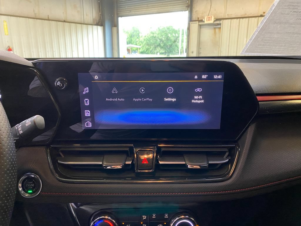 Used 2025 Chevrolet TrailBlazer RS w/ Driver Confidence Package FWD image 38