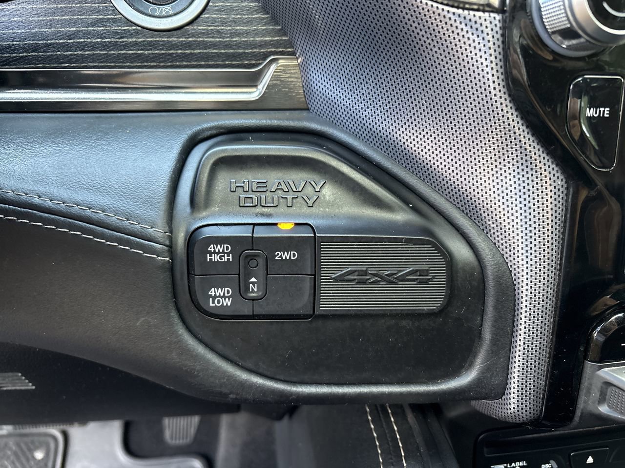 Used 2019 RAM 3500 Limited AWD/4WD image 27