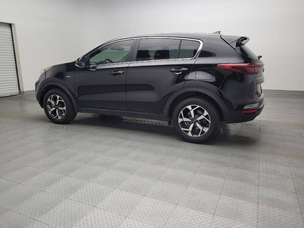 Used 2022 Kia Sportage LX image 3