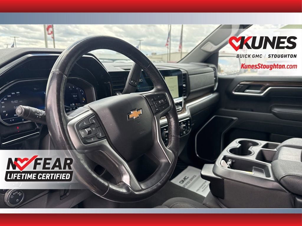 Used 2022 Chevrolet Silverado 1500 LT AWD/4WD image 25