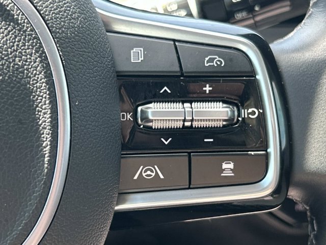 Used 2025 Kia Sorento SX FWD image 40